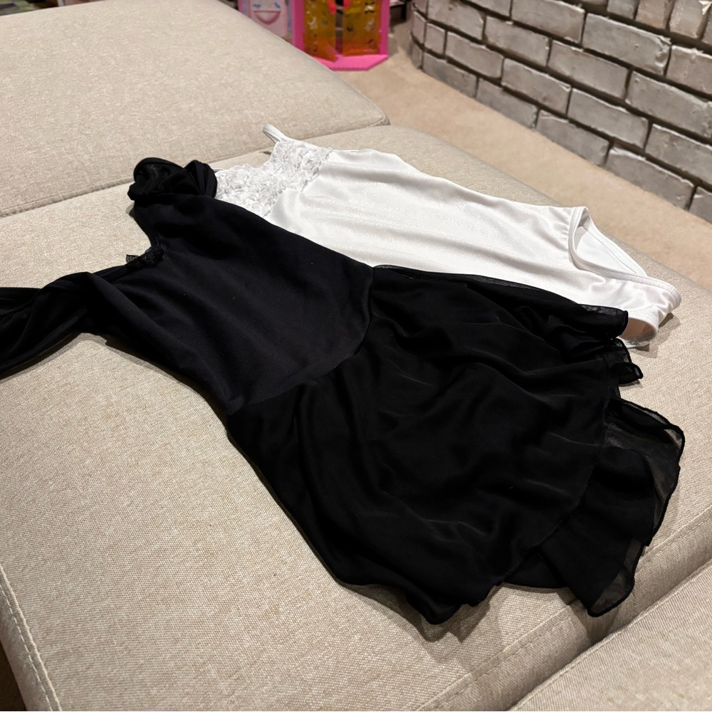 Capezio Black and White Dancewear Kid Girl Size SC Small